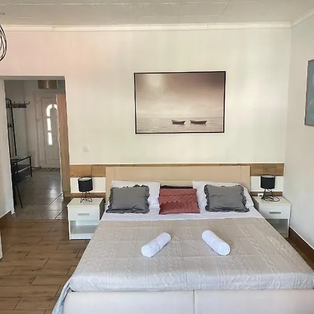 Apartment Mavi *